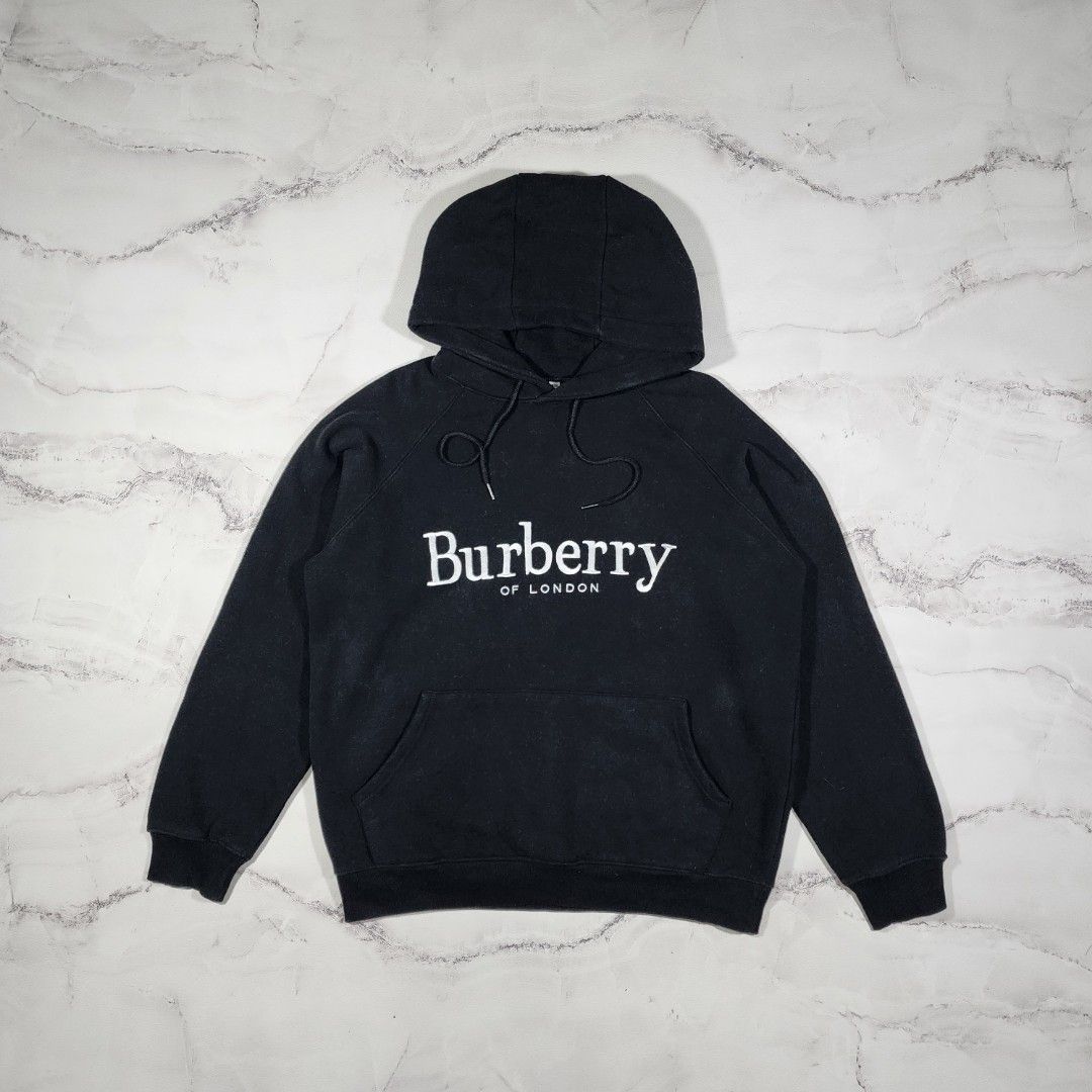 Hoodie burberry hitam xxl second, Fesyen Pria, Pakaian , Baju Luaran di  Carousell