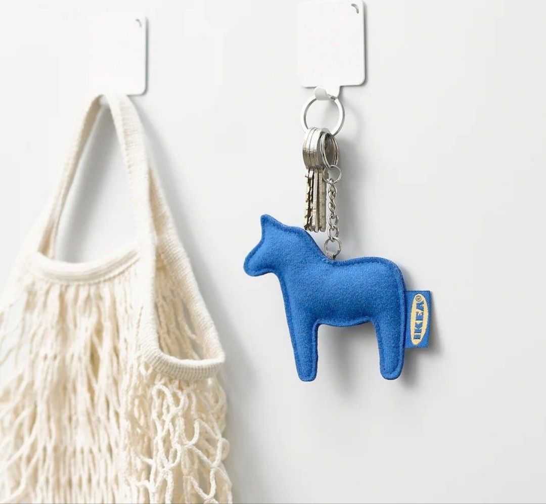 Dala horse top keychain