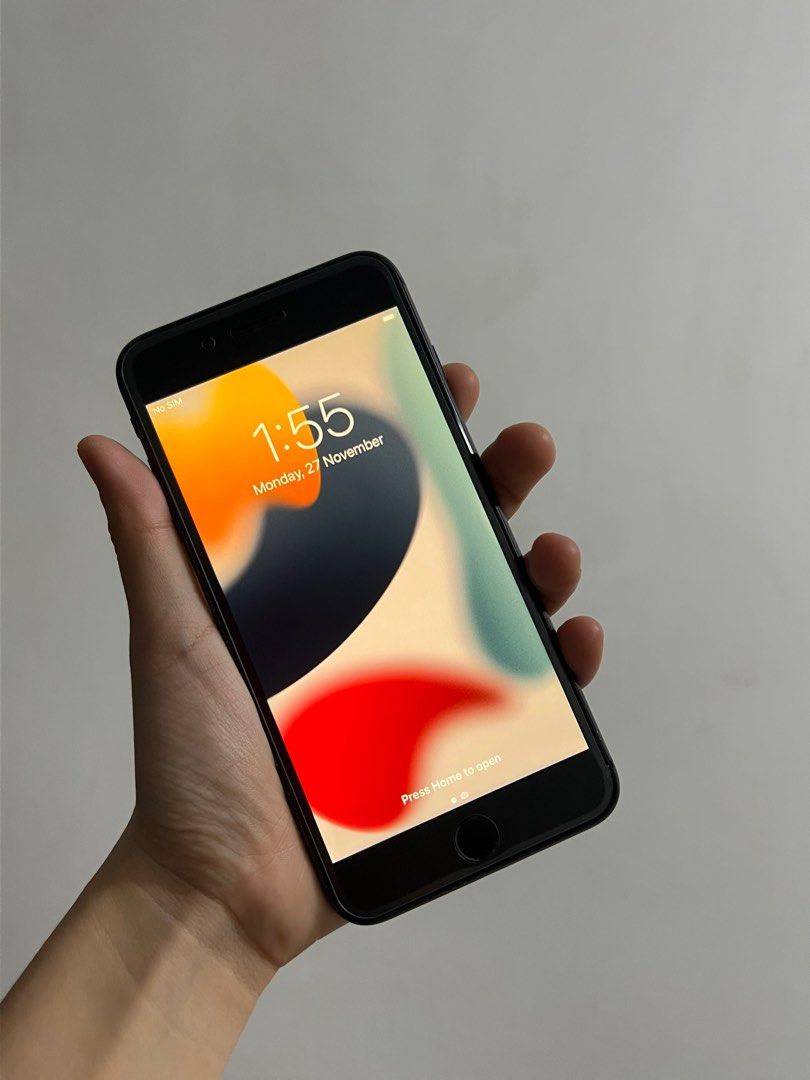 iPhone 8Plus Jet Black 256 GB au 値下げ交渉あり iPhone 8Plus Jet Black 256 GB au 値下げ交渉あり