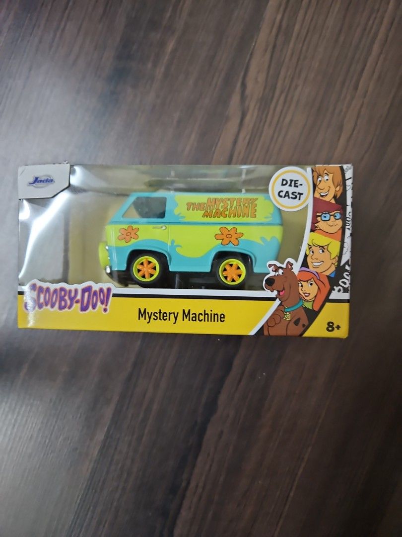 https://media.karousell.com/media/photos/products/2023/11/27/jada_diecast_132_scooby_doo_my_1701072178_3364e16c_progressive.jpg