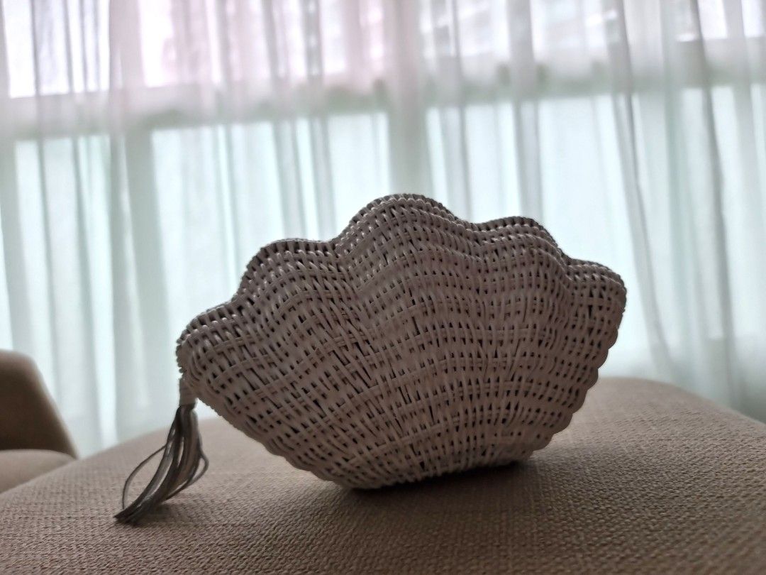 Kayu jane sale clutch