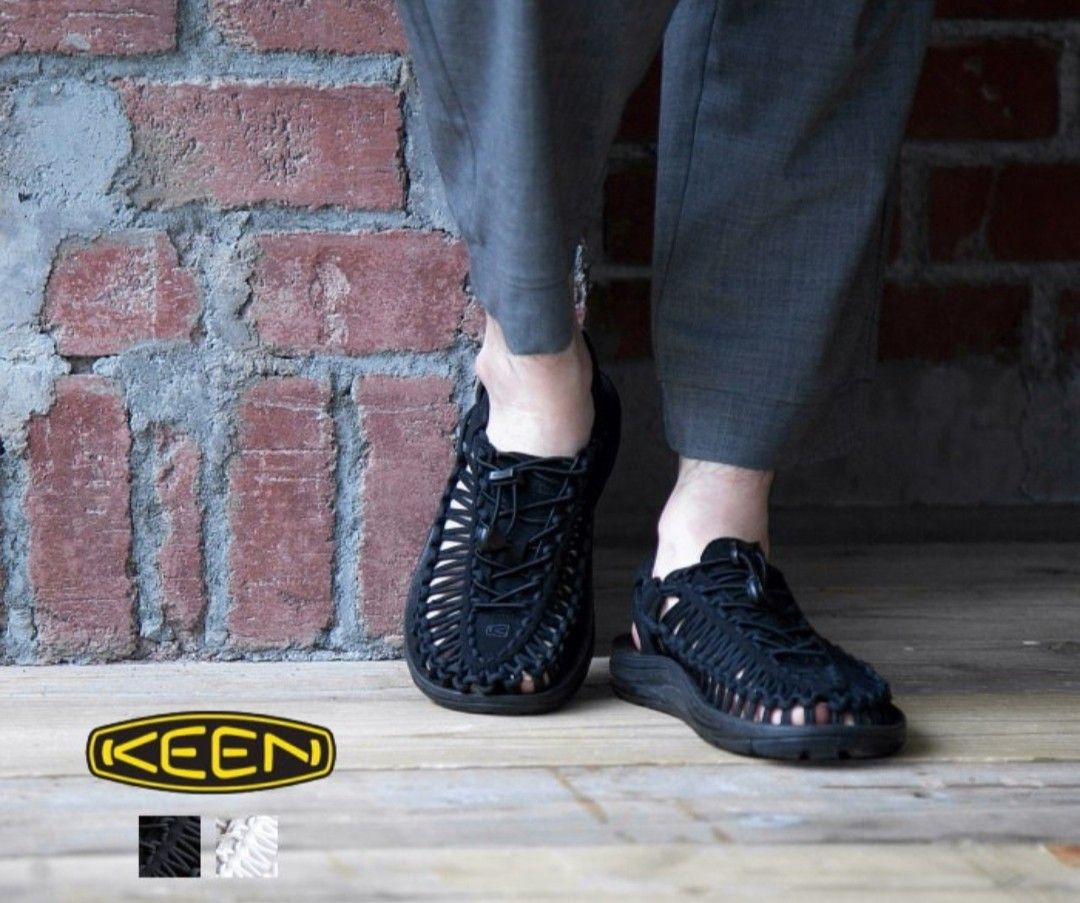 Keen Men's Uneek Triple Black Size Available Us 7 - Us 13 (Category: Casual shoes) located in Singapore. Submitted by hipstation_brandon_88 (Listing ID 1268060584, Image 2). Description: Description: UNEEK adapts to your feet for the perfect fit, with innovative two-cord construction and a free-moving cord junction that provides freedom of movement, security and structure. The lightweight midsole delivers durability and comfort, while the higher-