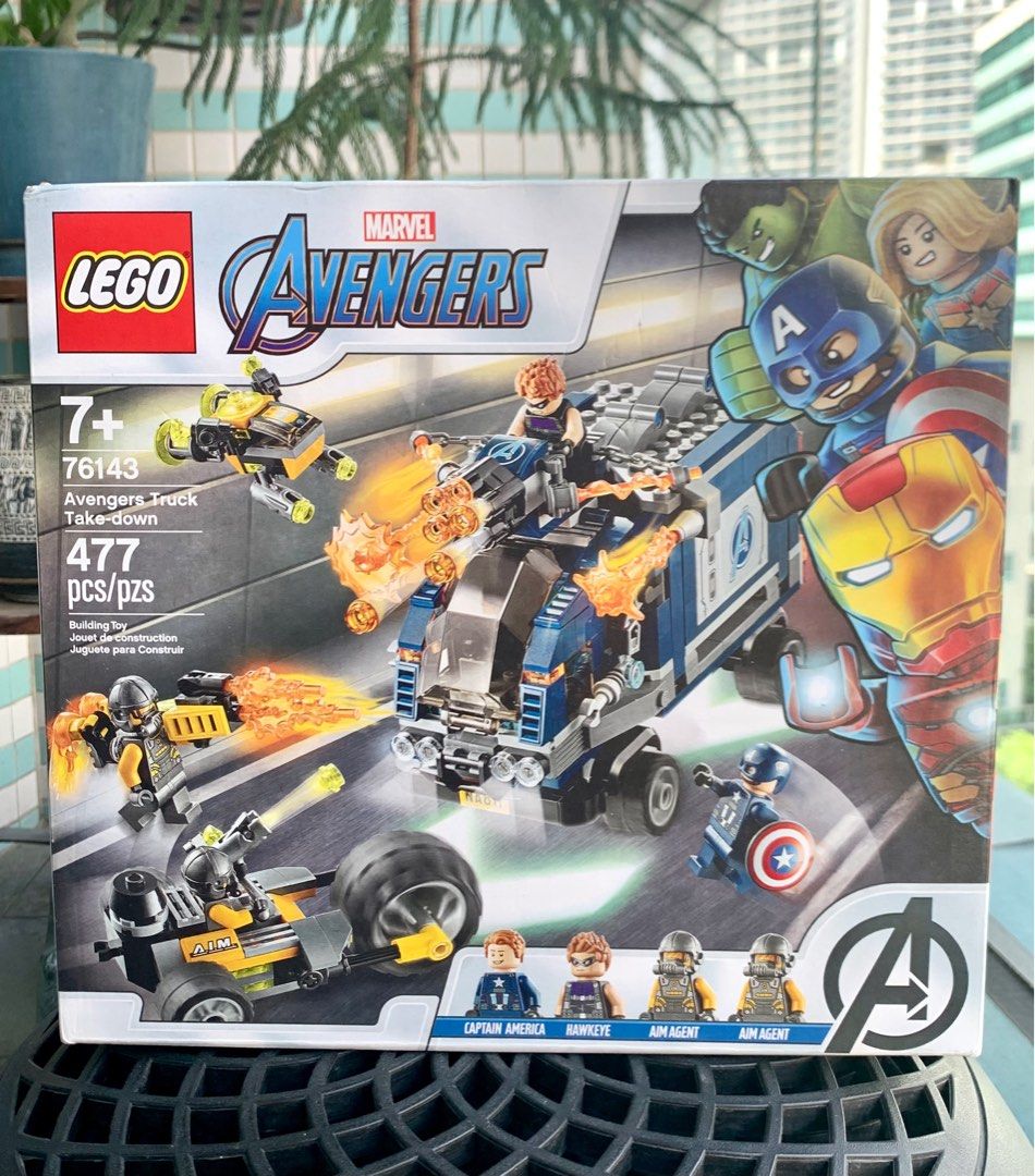 LEGO Super Heroes Sets: Marvel 76143 Avengers Truck Take-dow