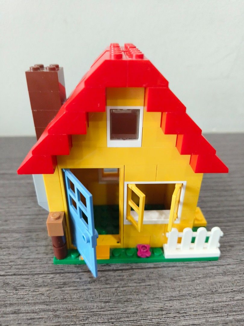 Lego new arrivals classic house