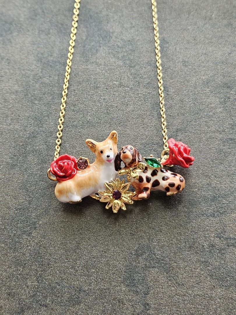 Red rose hotsell pendant necklace