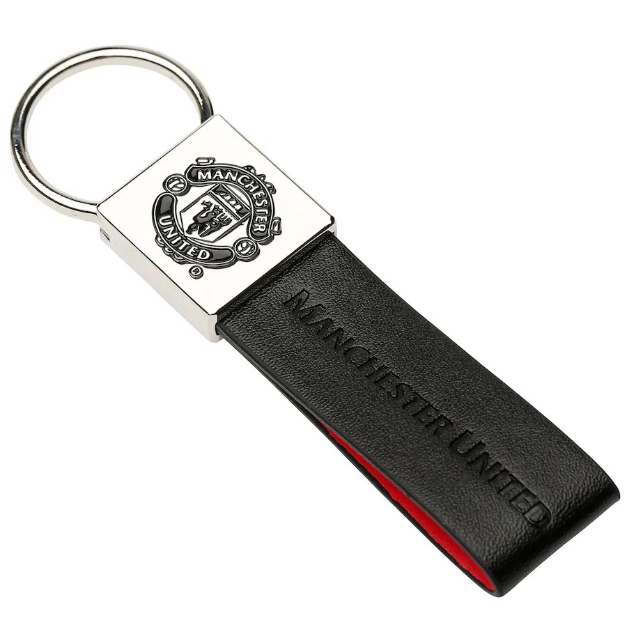 Manchester United Strap Keyring, Men's Fashion, Watches & Accessories