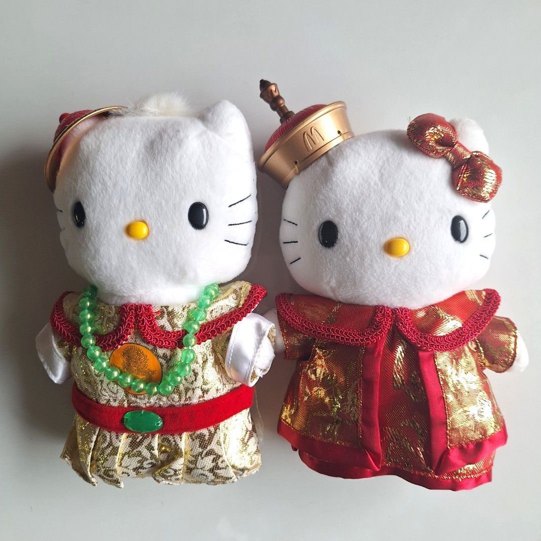 Mcdonald's Hello Kitty & Dear Daniel China King Queen Set Limited Edition  Plushie Soft Toy Doll