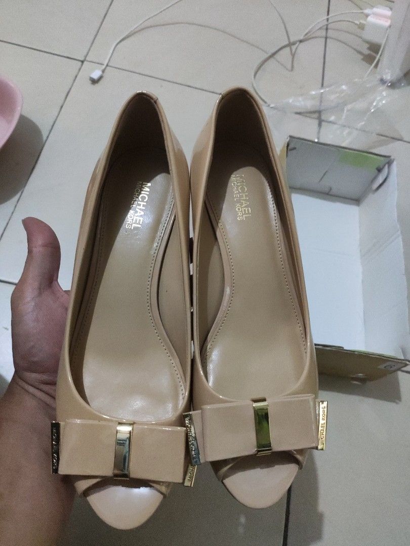 Michael kors online kiera wedge