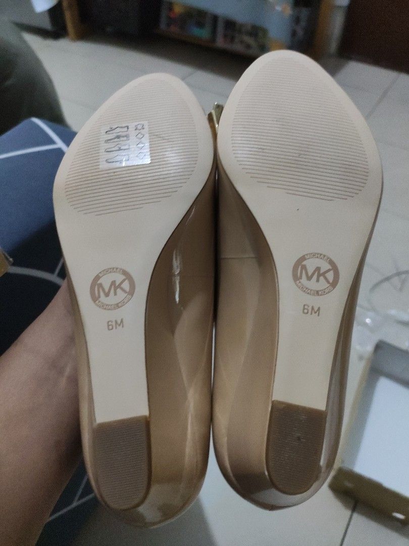 Michael kors 2025 kiera wedge