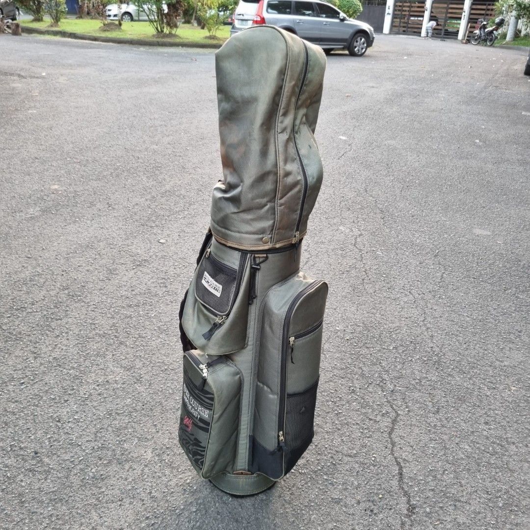 Mizuno Golf Set for Beginners (Category: Golf) located in Manila. Submitted by eclipse58 (Listing ID 1268069090, Image 2). Description: COMPLETE Mizuno Gold Medal Golf Set ✅️ 4-9 Irons, Sand Wedge & Pitching Wedge ✅️ MIZUNO Presage Driver, 5 Woods ✅️ Comes with Putter & Golf Bag ✅️ Very good condition & Mizuni Dyna Flex Shafts Selling Price: 9,000 Location: Quezon City.