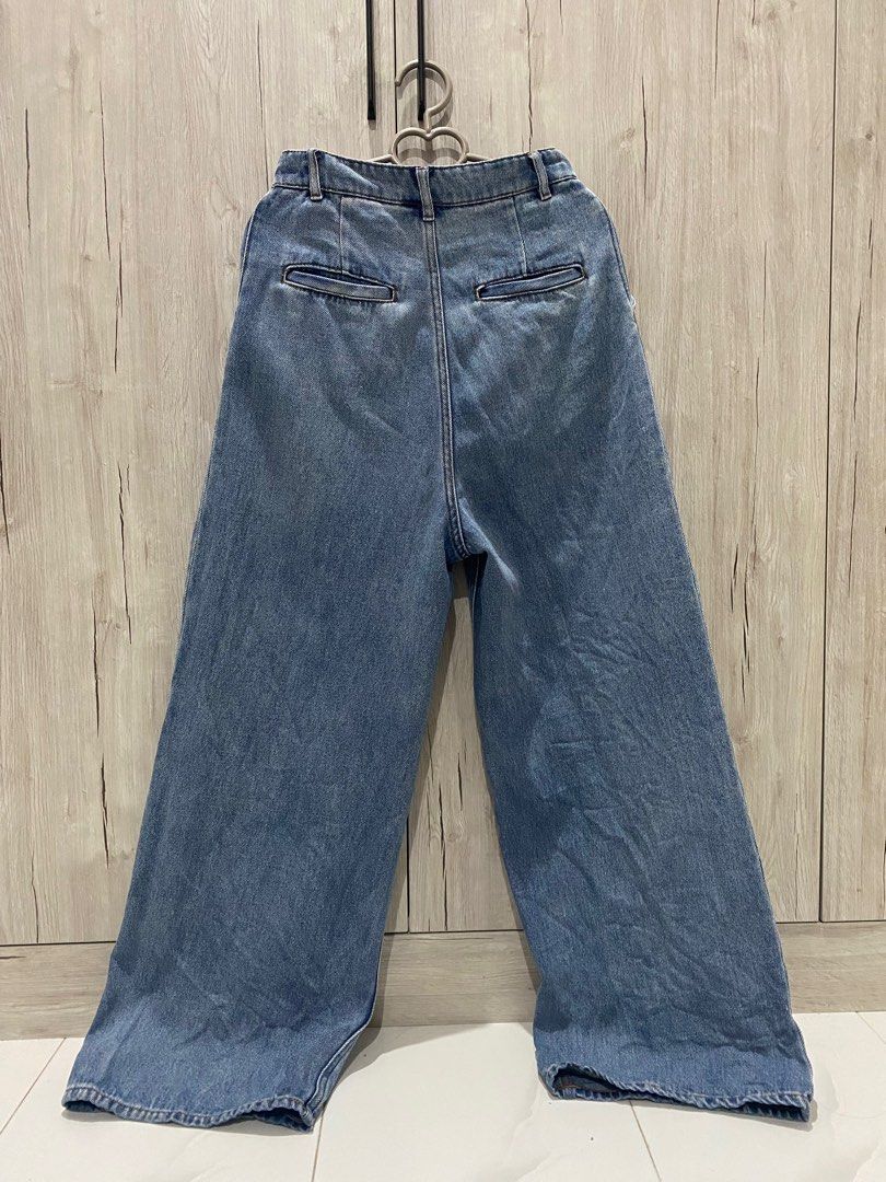 MONKI wide legs jeans Women s Fashion Bottoms Jeans Leggings on Carousell
