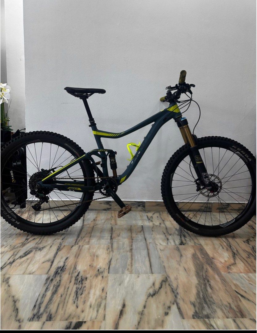 Mountain Bike GIANT TRANCE Sports Equipment Bicycles Parts