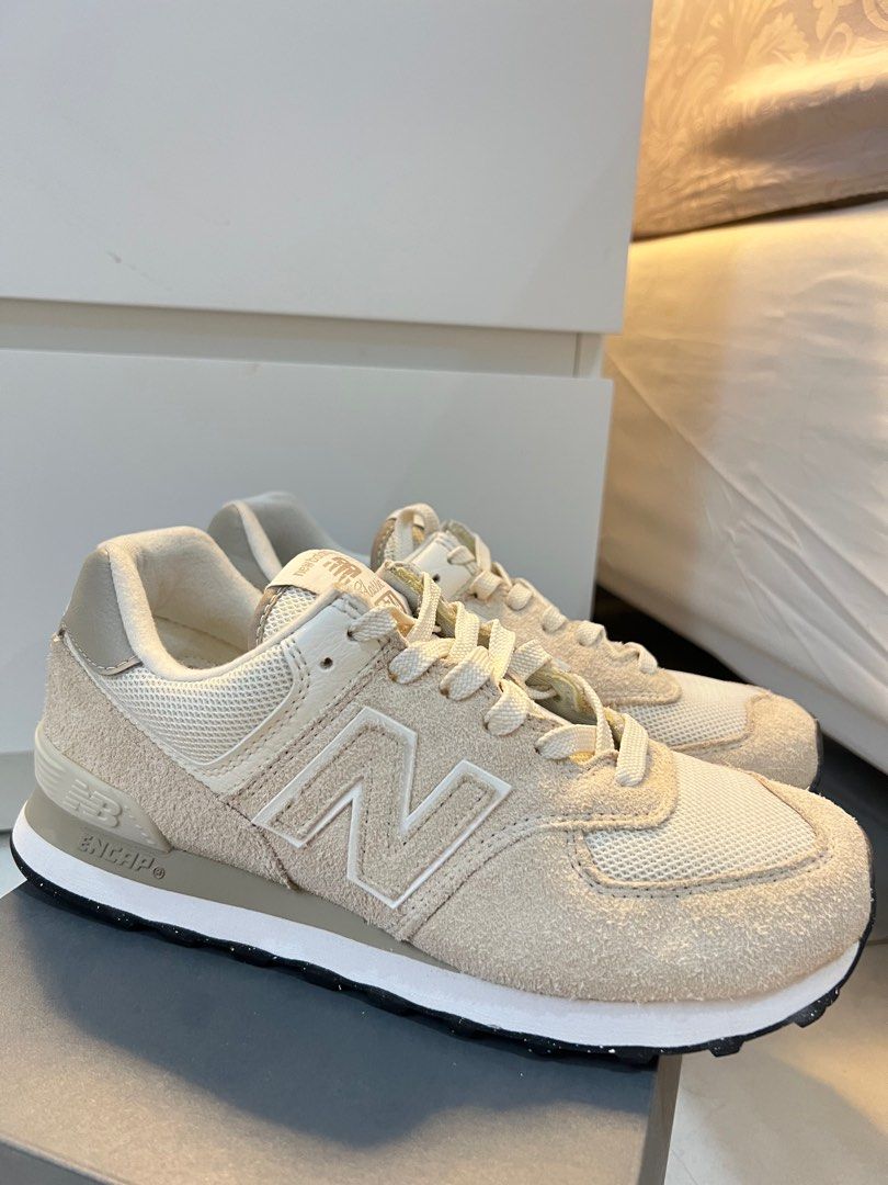 new balance 574 classic beige