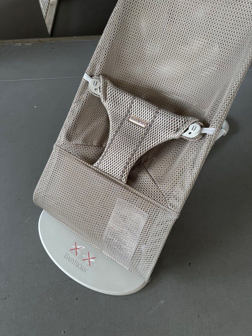 Baby hotsell bjorn models