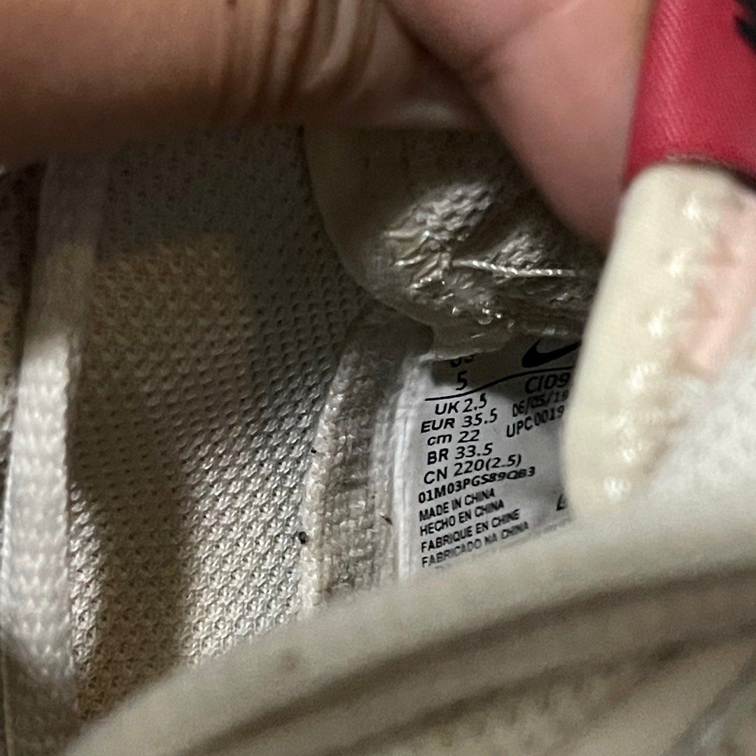 NIKE AIR FORCE 1 SHADOW PHANTOM PINK RED (Category: Sneakers) located in Valenzuela. Submitted by cjdecluttersss (Listing ID 1268033786, Image 2). Description: Used twice With box Decluttering Size 22cm.