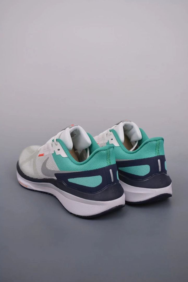 Nike Air Zoom Winflo 25 全新未使用低價出, 男裝, 鞋, 波鞋- Carousell