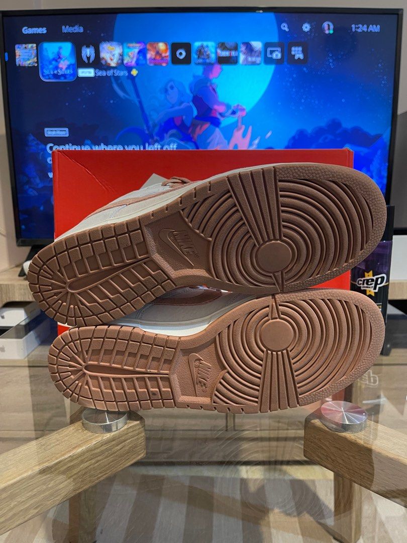 Nike Dunk Low PRM Fossil Rose (Category: Sneakers) located in Manila. Submitted by conneryboy (Listing ID 1268117786, Image 3). Description: Solid 9/10 Condition. Photos are accurate. What you see is what you get. .