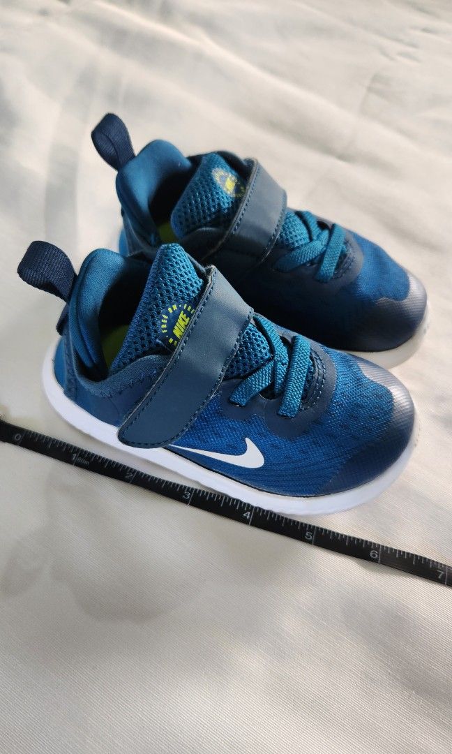 Free run deals preschool shoes