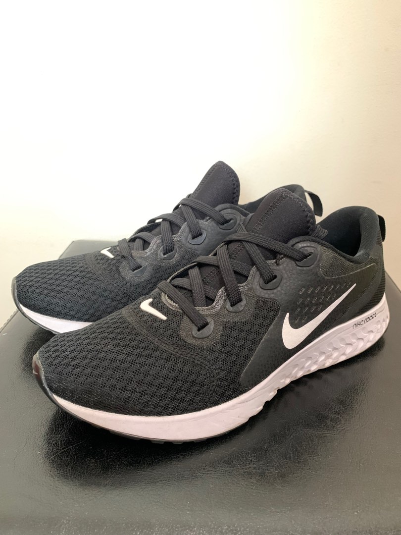 Tenis nike react legend 2025