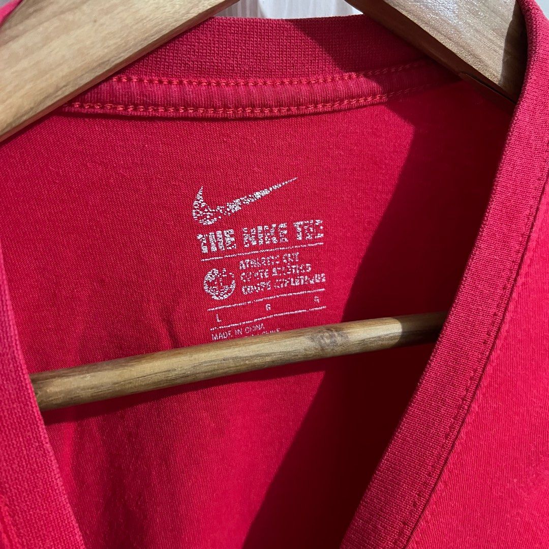 womens nike red shirt