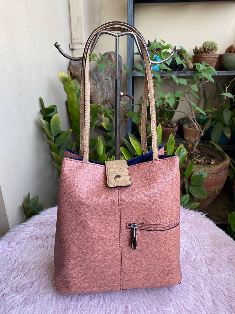 Peach Shoulder Bag, Women's Fashion, Bags & Wallets, Shoulder Bags on