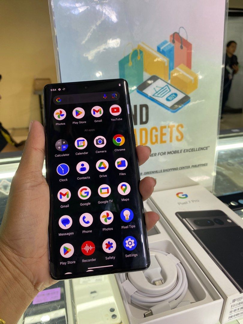 Pixel 7 Pro (Category: Google Pixel) located in Pasig City. Submitted by melissaomb01623 (Listing ID 1268040794, Image 2). Description: Pixel 7 Pro 12gb Ram 256gb Internal 2ndhand Openline US variant Complete package with box no issue check all u want 📌pick up store in greenhills shopping center 📌we do cod in metro manila and near provinces just add sf only 📌we ship nationwide via LBC 💯we accept swap/trade in 📌we accept credit card/ggives 📌