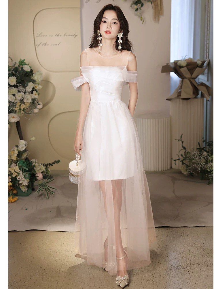 Nice dress shop for wedding party