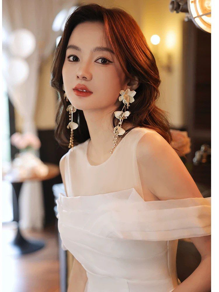 PO Cute and dreamy white dress prom wedding party birthday
