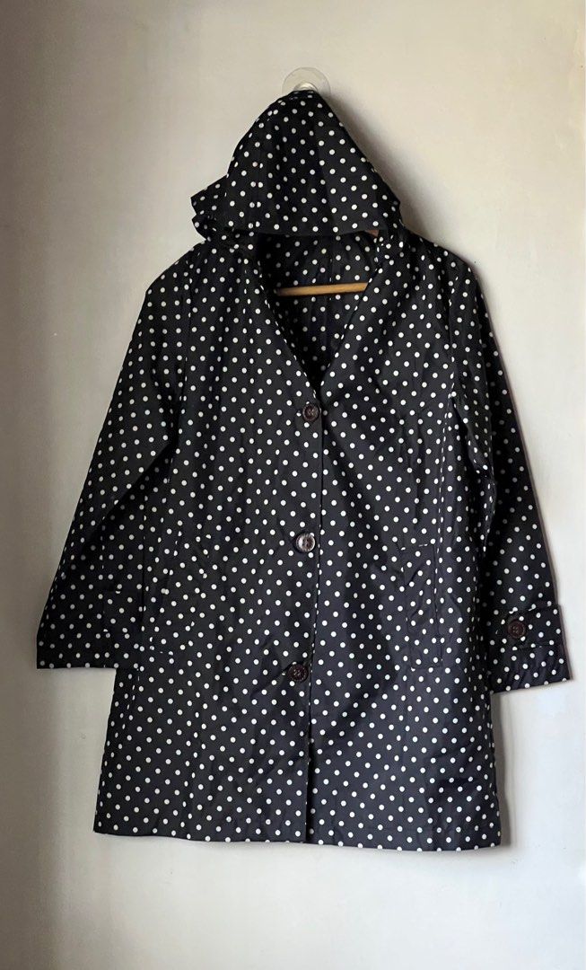 Japanese hot sale raincoat brands