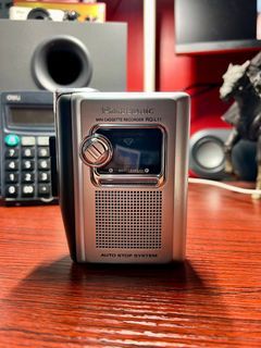 [RARE] Panasonic RQ-L11 Portable Cassette Player/Recorder "MINT condition"