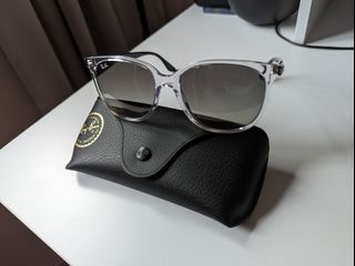 Rayban Sunnies RB4378