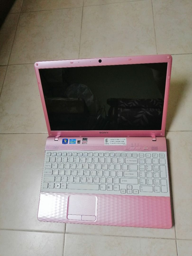 Refurbished Pink Sony VIAO E Series PCG-71911W Windows 11 Pro