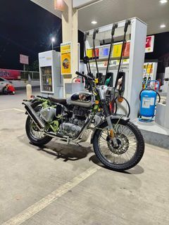 Royal Enfield Bullet Rare unit
12pcs units only in the Philippines
400kms only!
For trade in✅✅✅ painting, sculpture, rolex  330k trade in value
loc: Rizal
