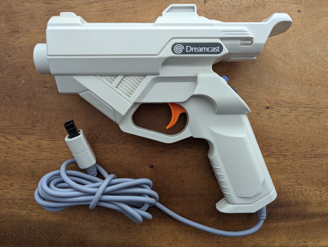 Sega Dreamcast Light Gun HKT7800 Japanese Import Great Condition