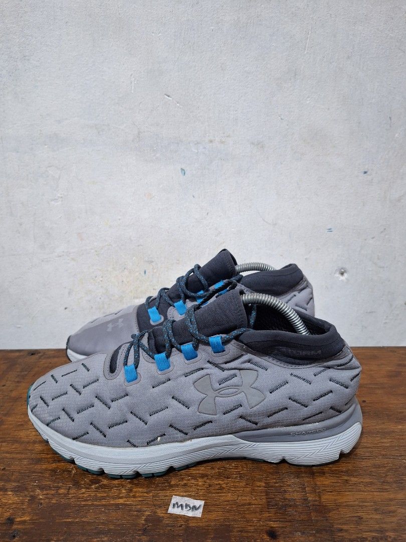 Sepatu second original Under armour Charged Reactor size 44 Fesyen Pria Sepatu Sneakers di Carousell