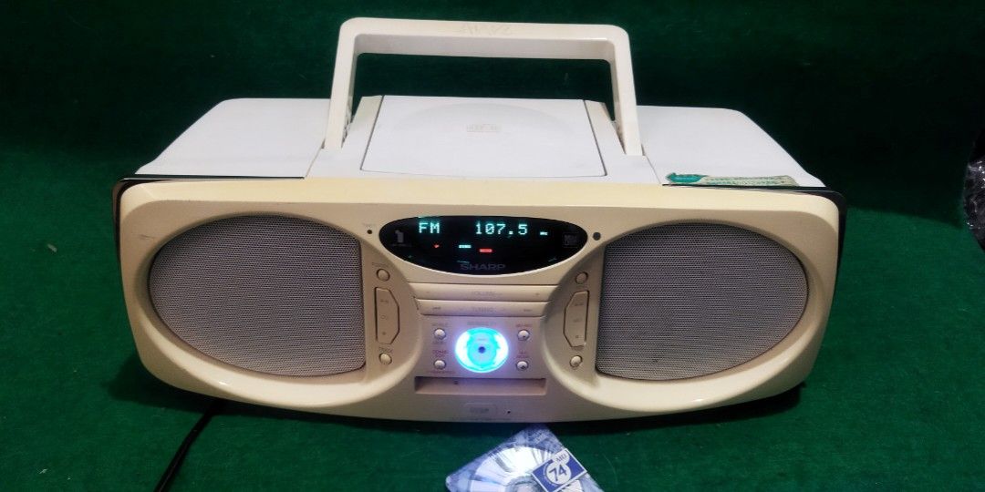 Sharp SD-FX30-W Auvi MD player (Category: Portable Music Players) located in Pasay City. Submitted by marineljapansurplus (Listing ID 1267962884, Image 1). Description: Pls read. Basahin mo Muna.. Price, Specs, location posted to Refrain from asking.. SHARP MD PLAYER Model: SD-FX30-W Good pang MD at aux-in MD 💾: Working 👍 (MDLP playable) Aux-in 🔃: Working 👍 Tuner 📻: no sounds. as is.... (but complete all local FM/AM station) CD 💿: spinning 