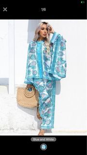 SHEIN VCAY Floral Print Batwing Sleeve Shirt & Pants