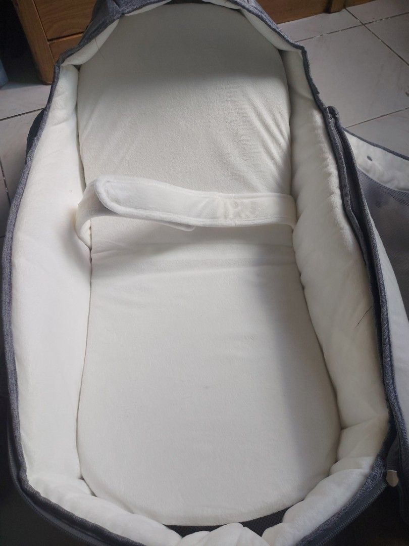 Sunveno Portable Baby Travel bed, Babies & Kids, Going Out, Other