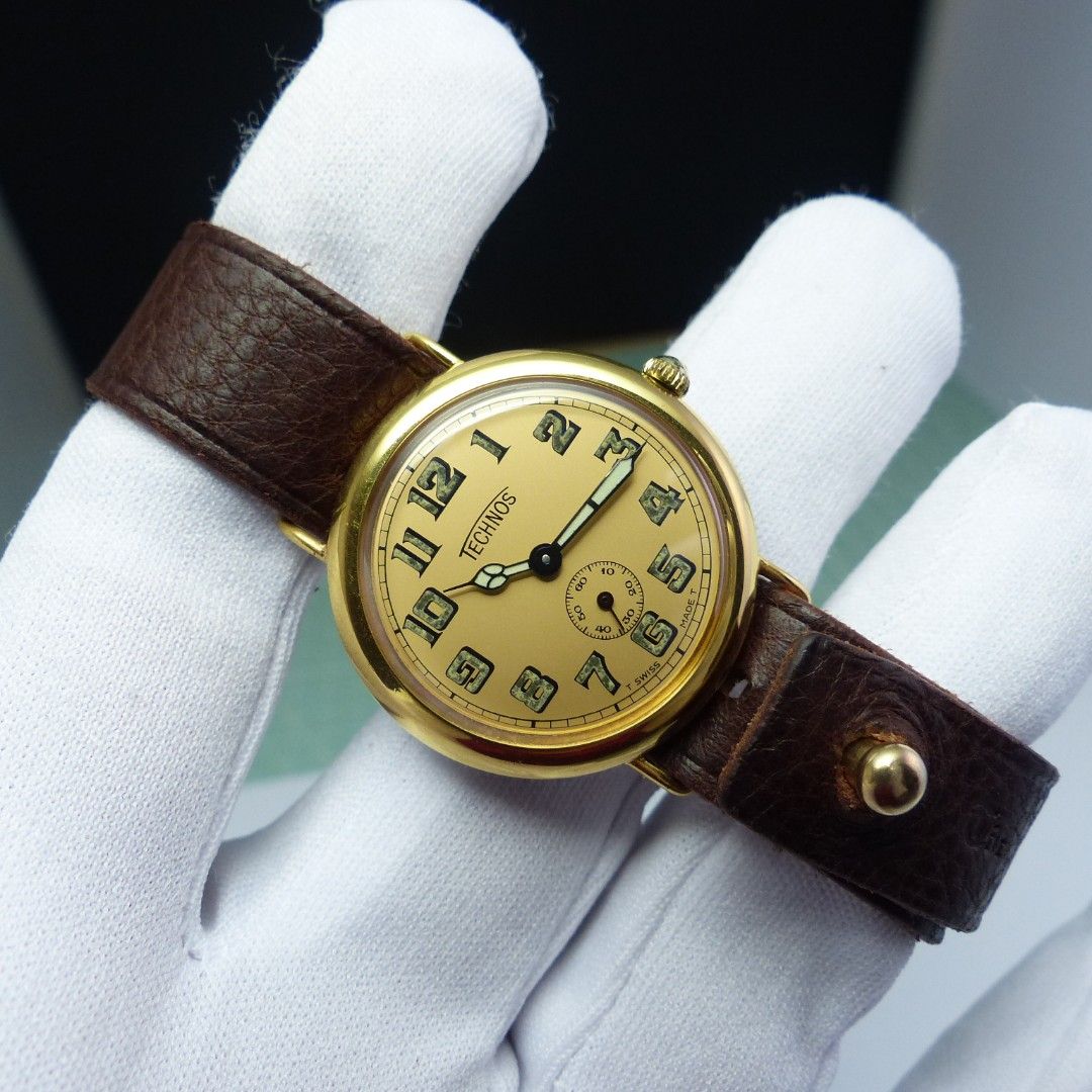 Technos small second hand manual wind vintage mens watch FHF