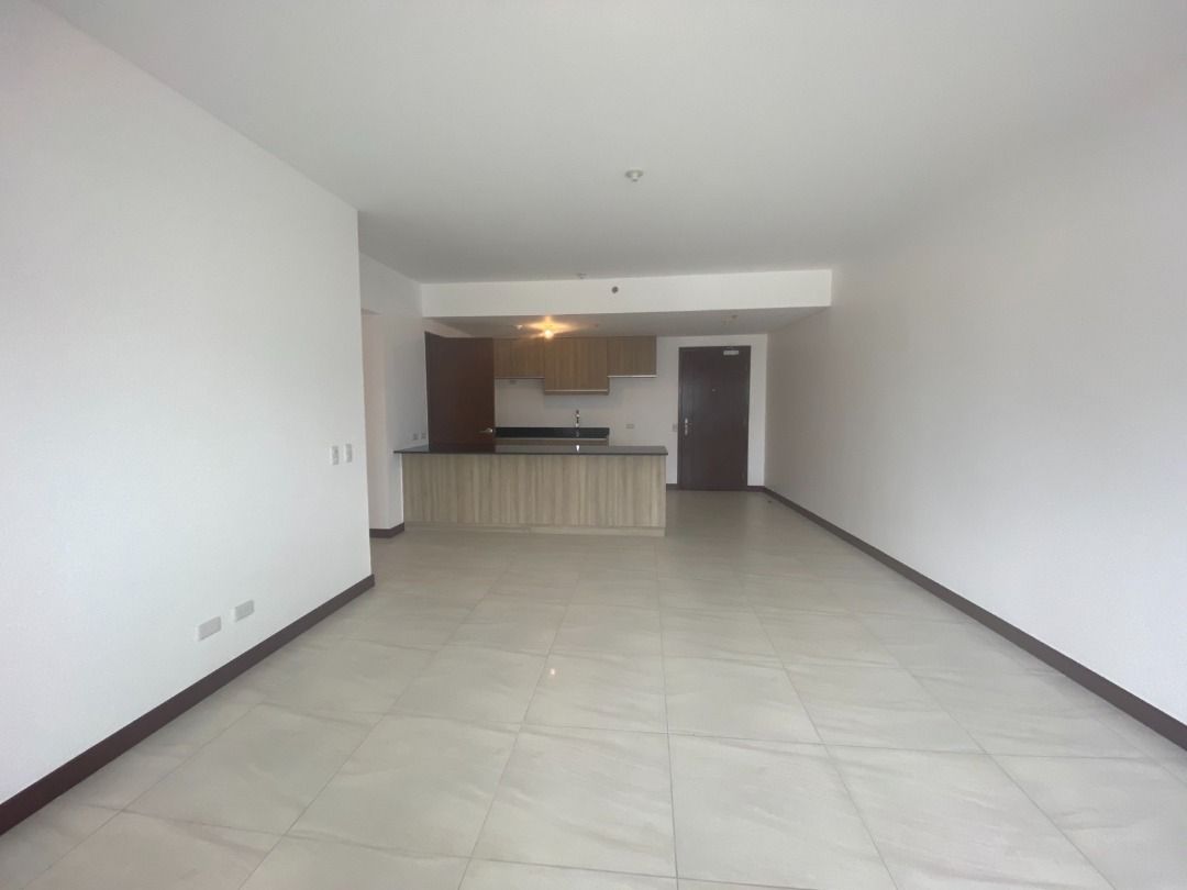 THE ROYALTON AT CAPITOL COMMONS 2 BEDROOM CORNER UNIT FOR SALE