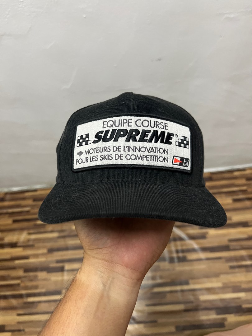 Topi supreme 2024