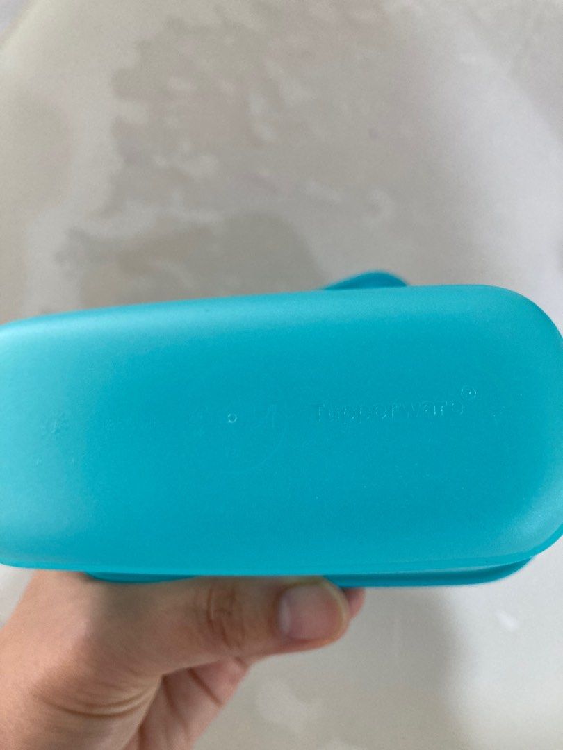 Tupperware Container (Category: Food Organisation & Storage) located in Singapore. Submitted by gomamatcha (Listing ID 1268032608, Image 3). Description: 250ml Tupperware container Nice Aqua color Free tracked mail for $10 Or Self collect 237 Toa Payoh Lor 1 for $8.