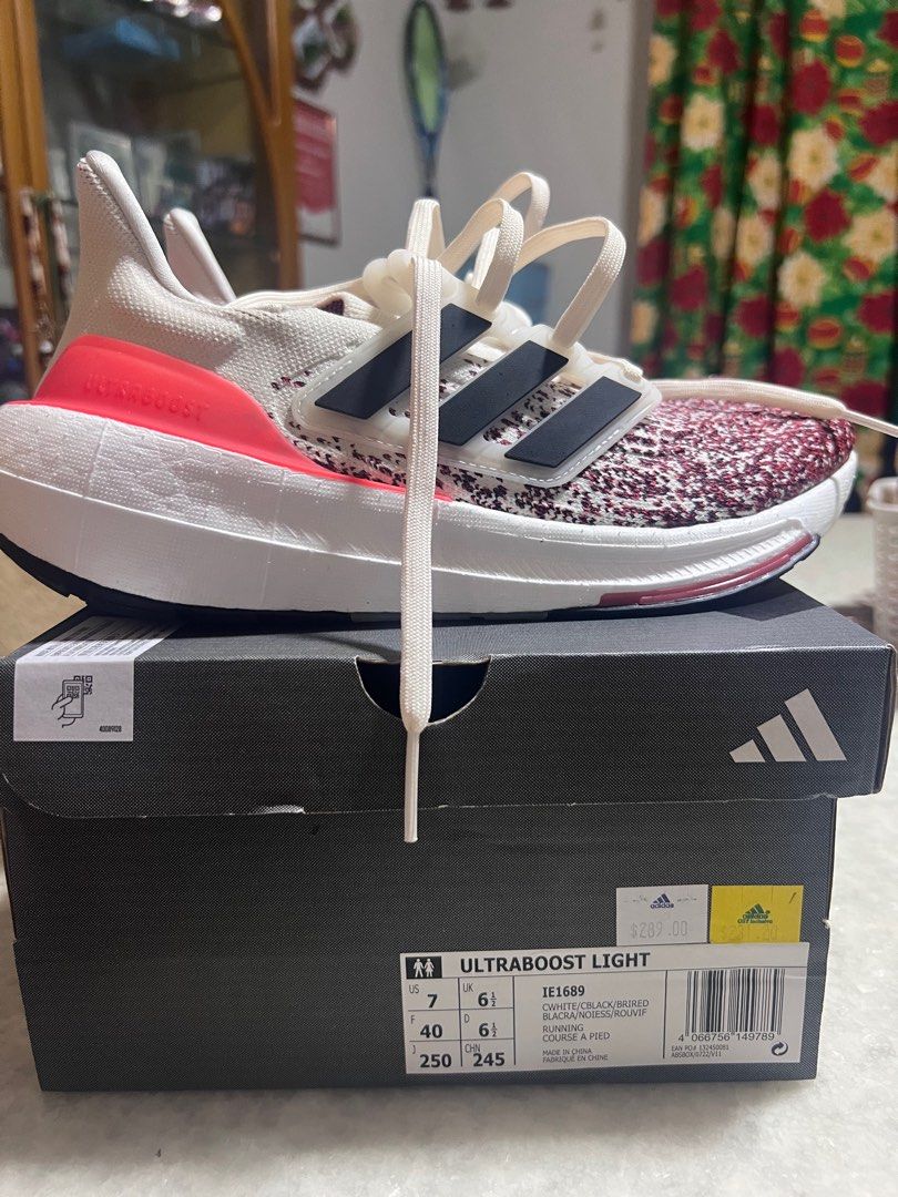 Chalk white active hot sale red ultra boost