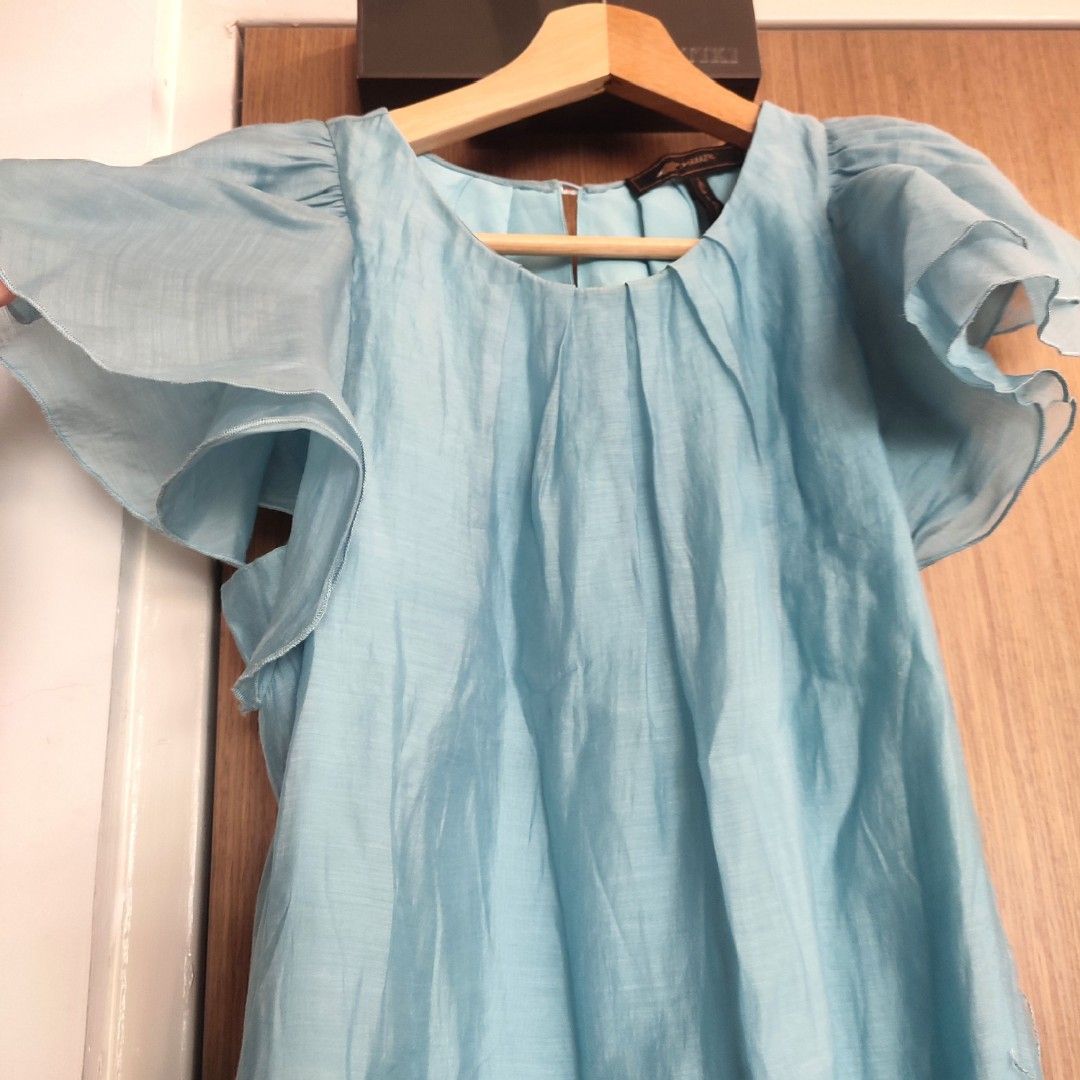 Bcbg flutter store sleeve dress
