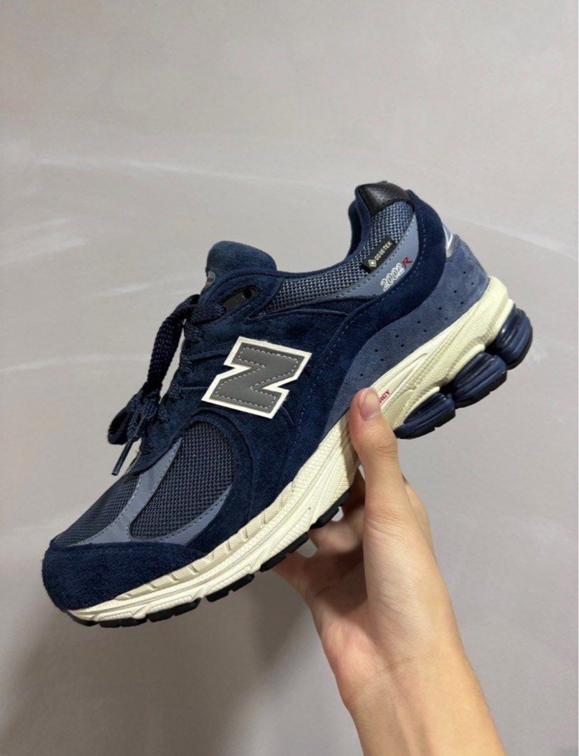US9 New balance 2002r goretex navy blue Men s Fashion Footwear