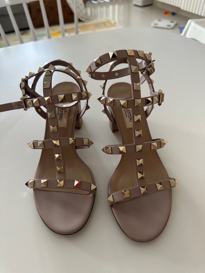 Rockstud calfskin ankle strap sandal 60 mm best sale