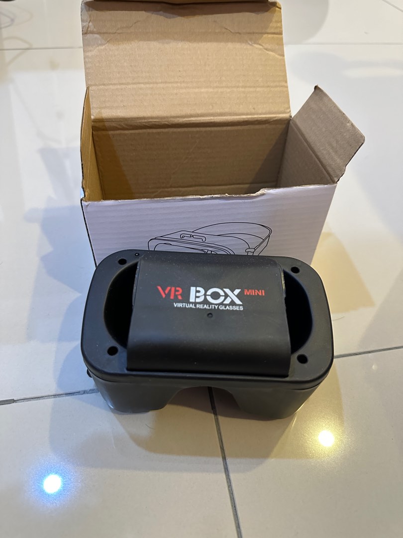 Vr store box free