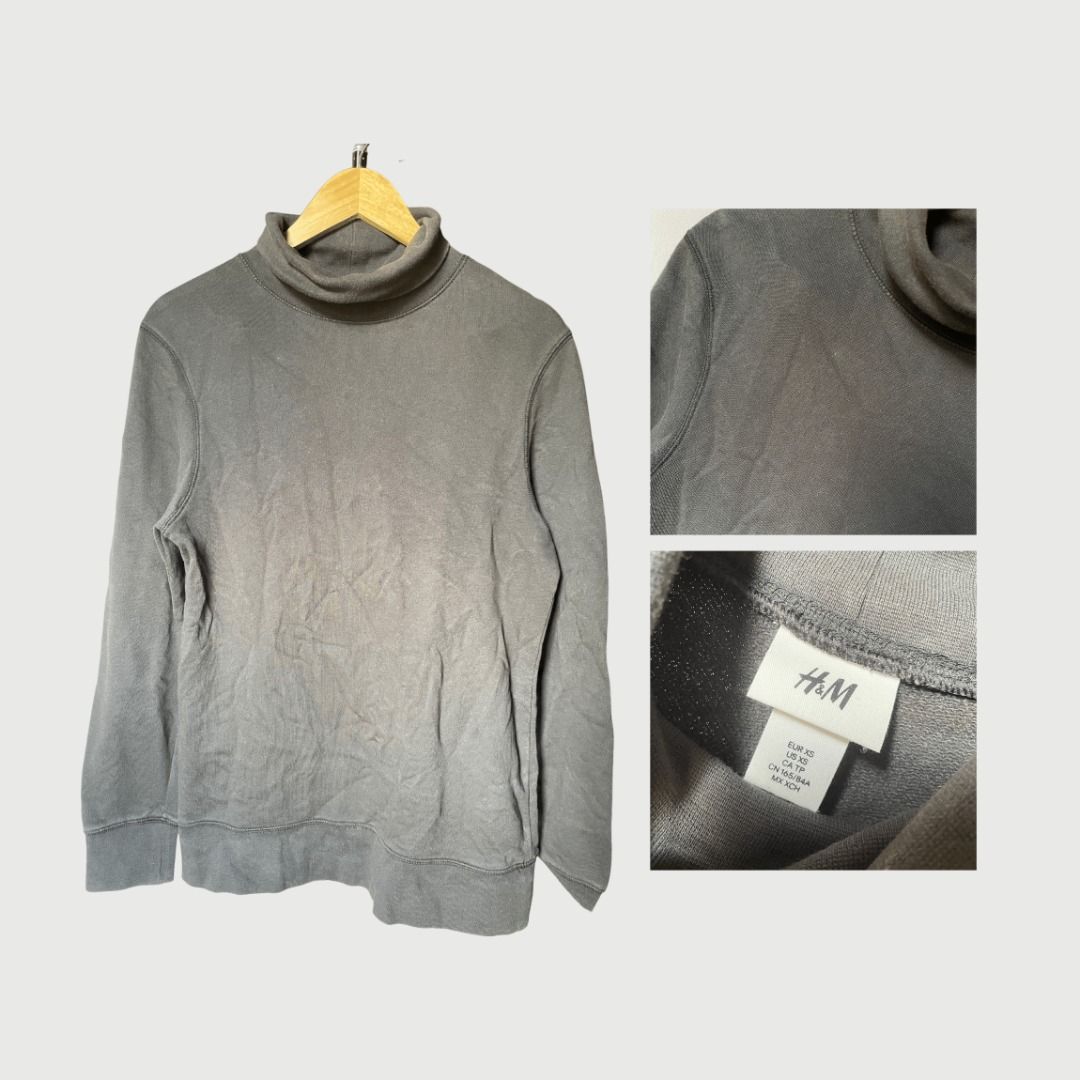 Black turtleneck store h and m