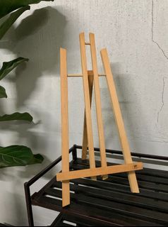 Wooden Easel Stand for Picture Frames
