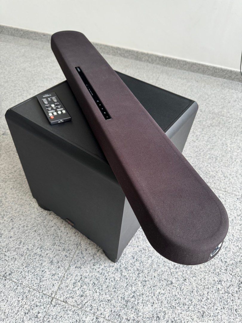 Yamaha yas sale 108 with subwoofer